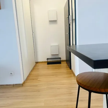 Apartment Male Garbary 8 *